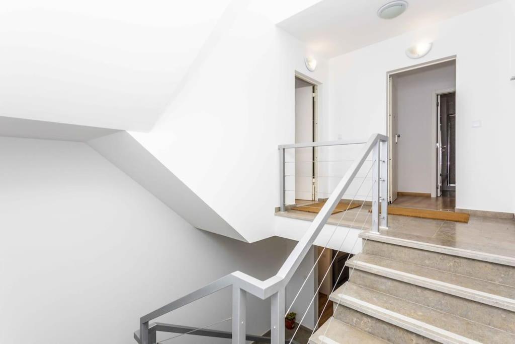 Brandnew Designer'S 2-Bed Apartment Lisbon 1011D Bagian luar foto